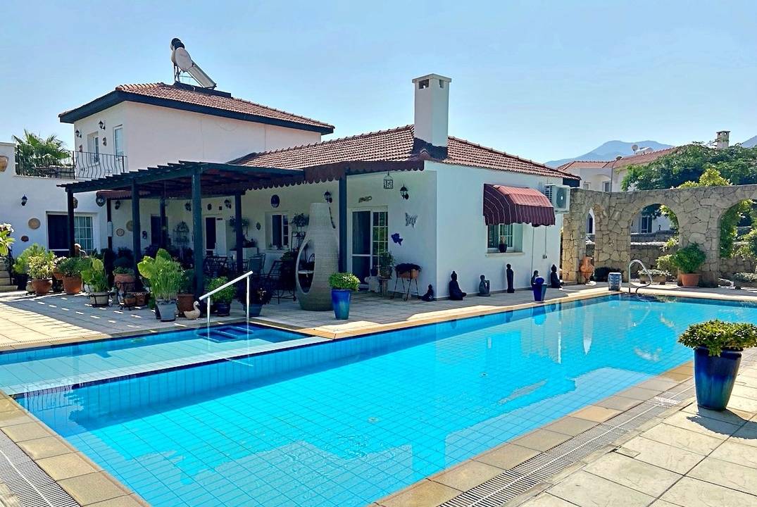 Luxury villa in Bellapais, stunning views