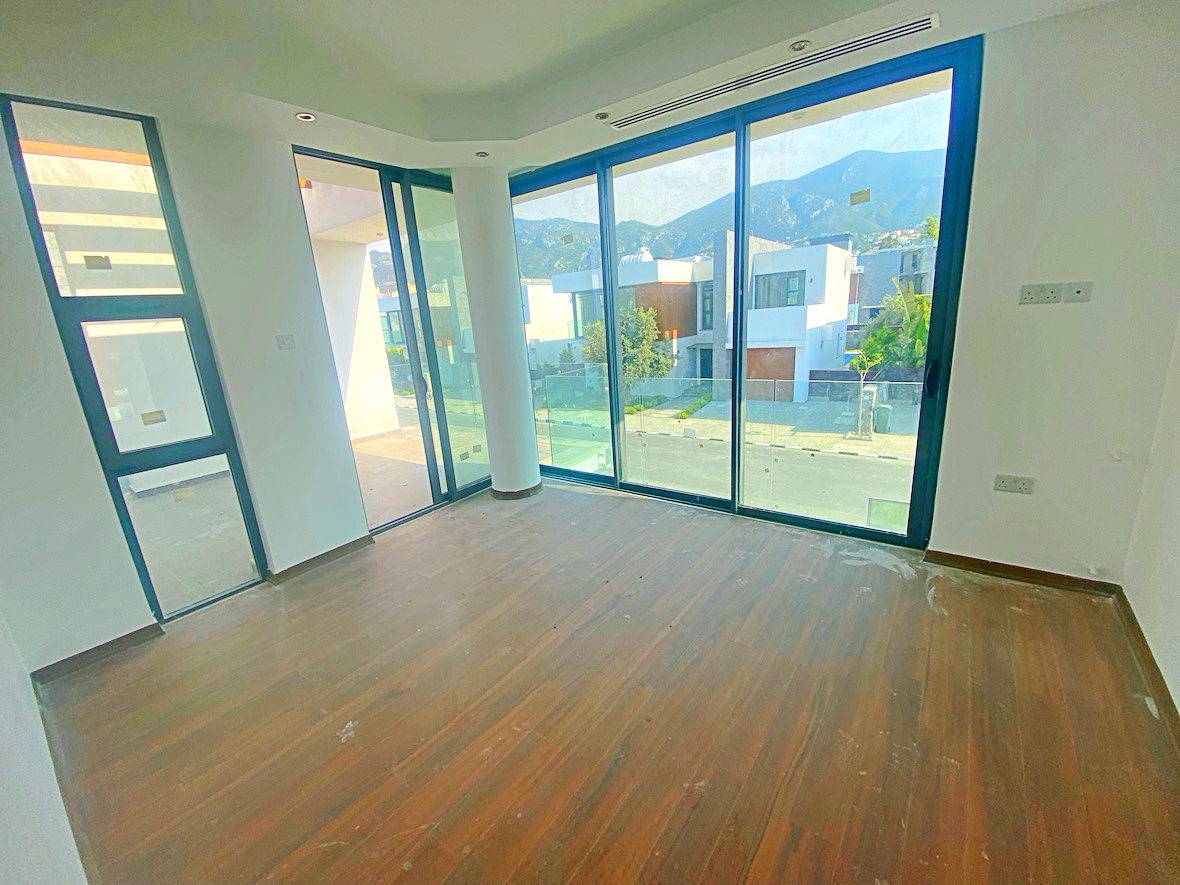 Modern villa with pool in Ozankoy, excellent quality and location, sold furnished