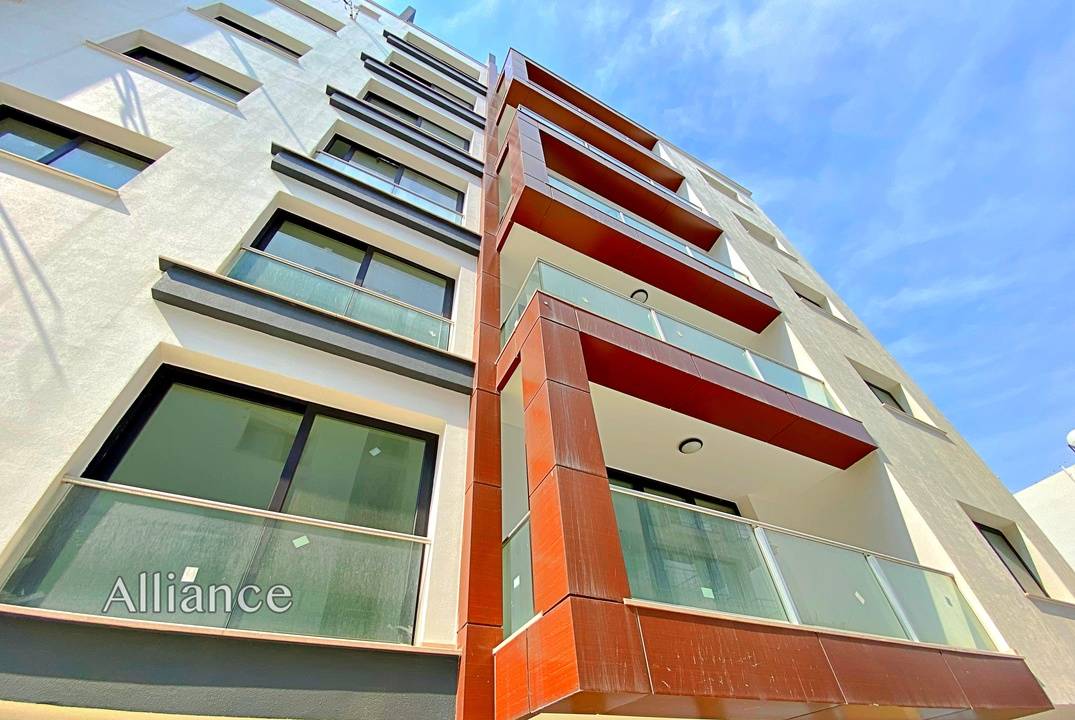Apartments in  Kyrenia center in a new house- loan from the developer