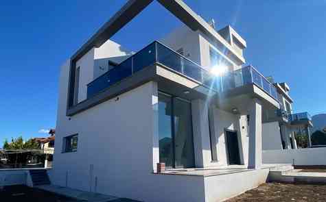 Modern villa near the sea, 4 bedrooms, in Catalkoy