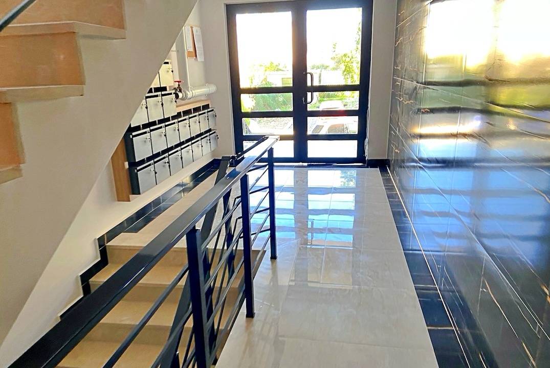 Modern 2 + 1 apartment in a complex in the center of Kyrenia with underground parking