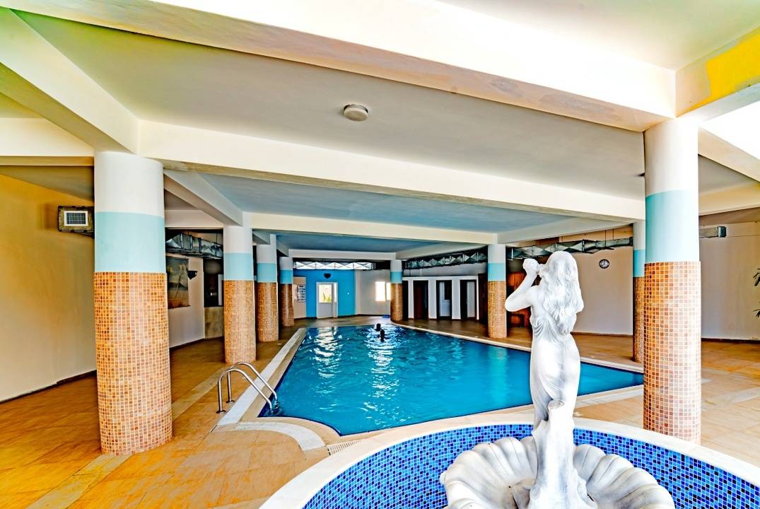 3 room apartments in a complex 600 meters from the sandy beach on the fourth+  floor