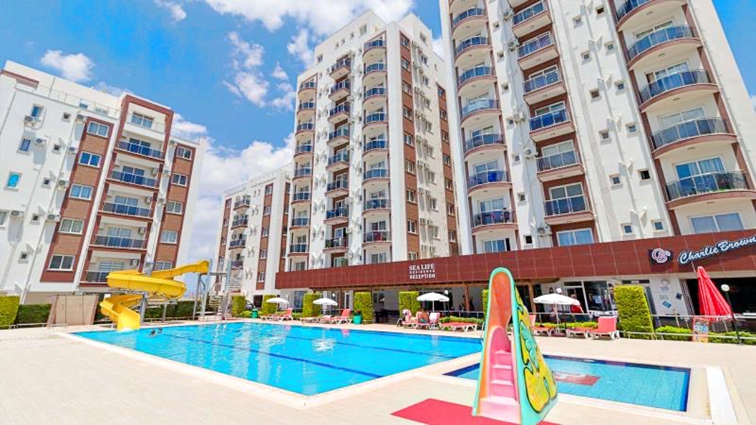 1 bedroom penthouse apartment in a complex - 300 meters from the sandy beach
