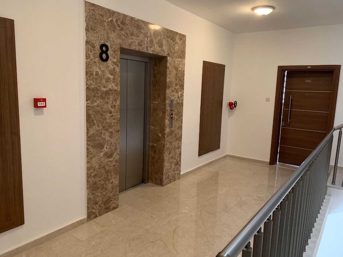 Luxury penthouse duplex in Kyrenia, completed, title deeds ready- possible credit