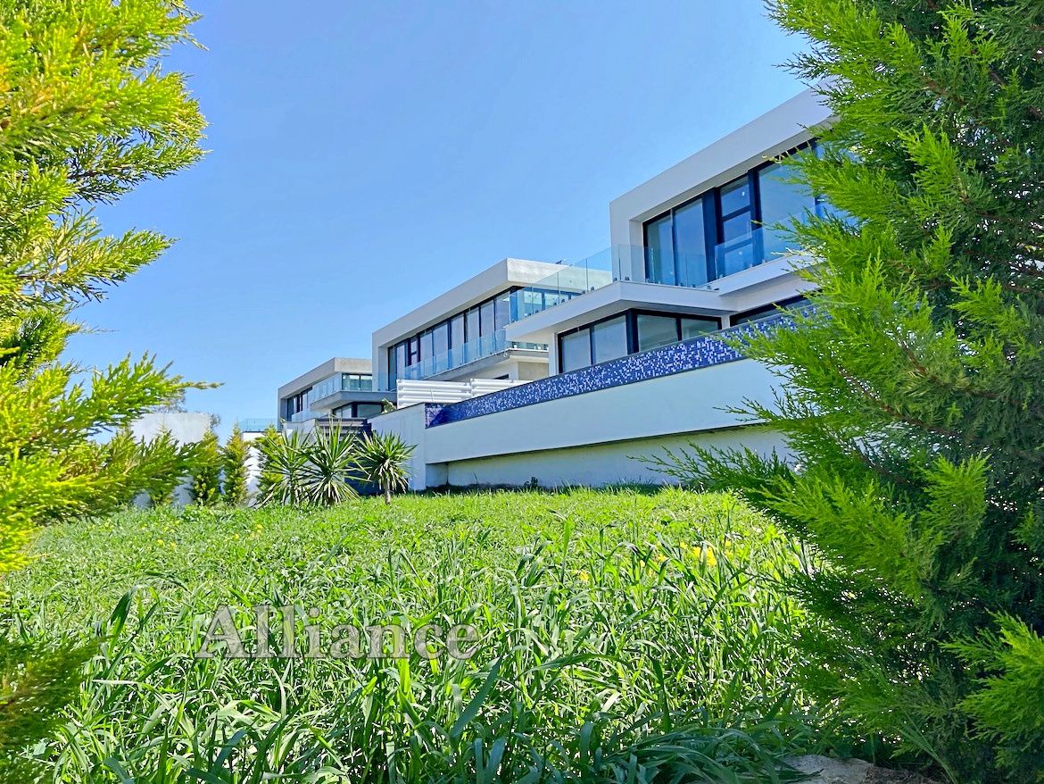 Contemporary 4 Bedroom Pool Villa Stunning Panoramas