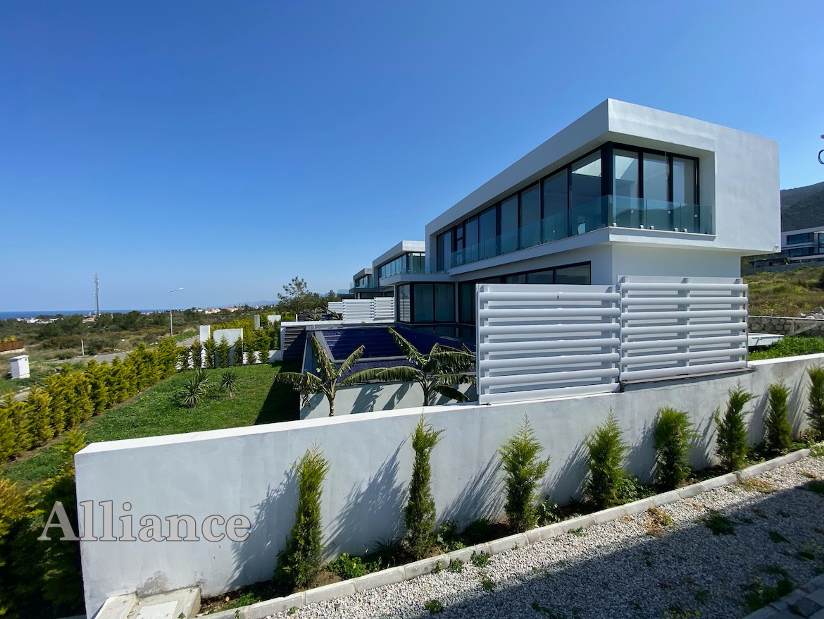 Contemporary 4 Bedroom Pool Villa Stunning Panoramas