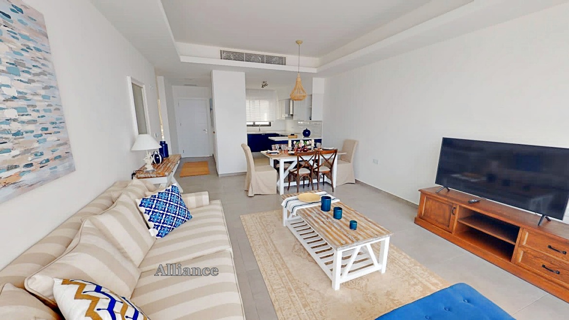 Three bedrooms apartments on the first floor and penthouses in a complex on the first coastline