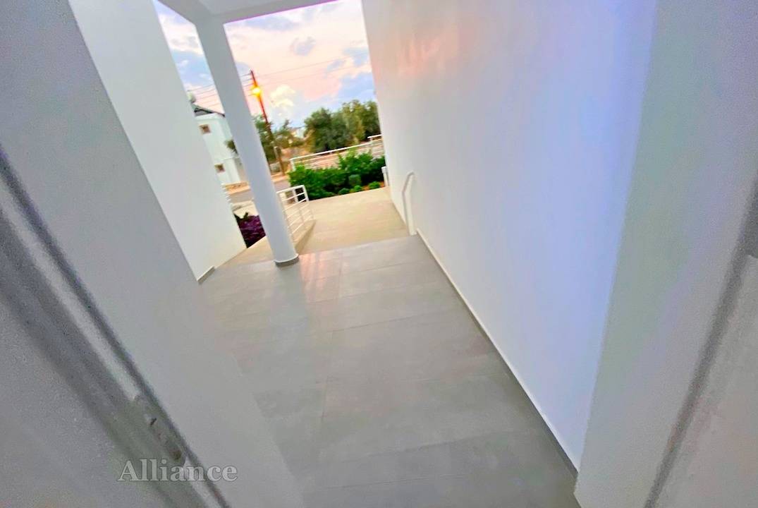 Luxurious 3 bedroom apartments in the complex, unbeatable views!