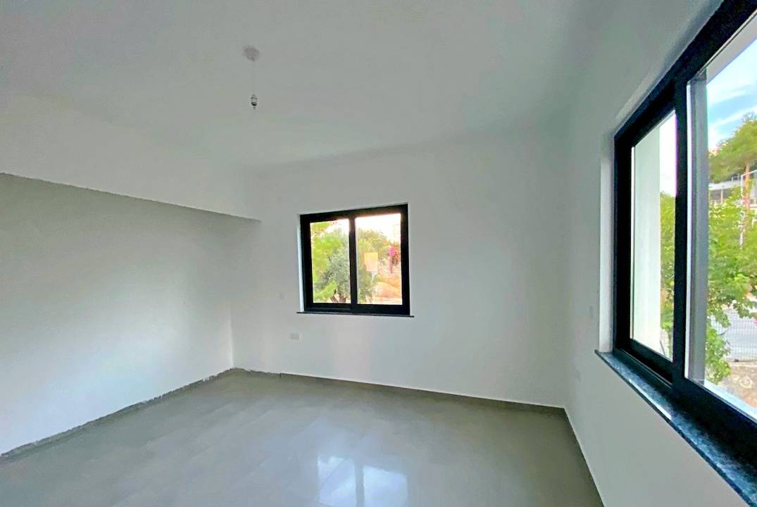 Luxurious 3 bedroom apartments in the complex, unbeatable views!