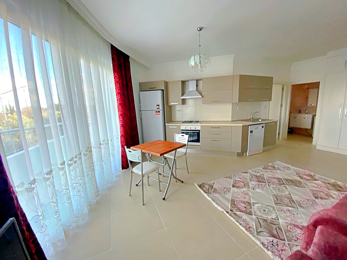 Penthouse 1 + 1 in a new complex in Karaoglanoglu, all infrastructure is nearby!