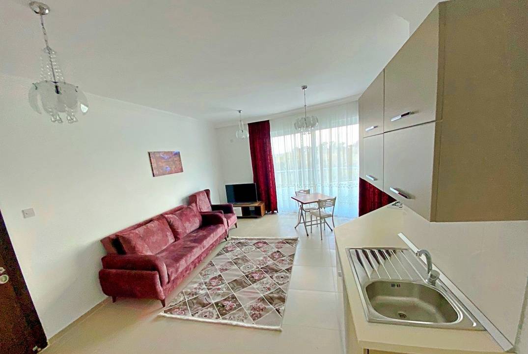 Penthouse 1 + 1 in a new complex in Karaoglanoglu, all infrastructure is nearby!