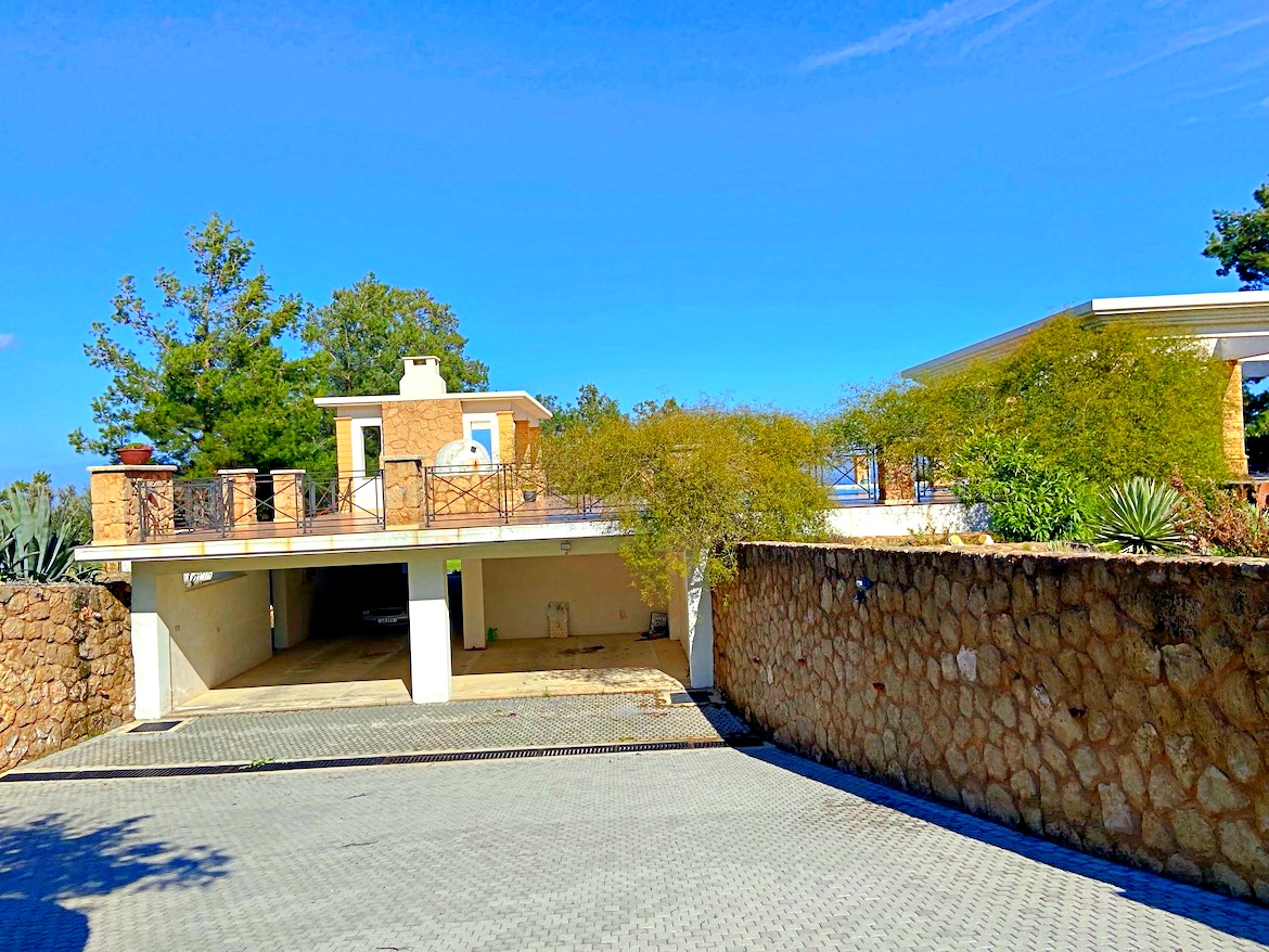 Exclusive! Mansion with two self-sufficient houses. The Best in Northern Cyprus!