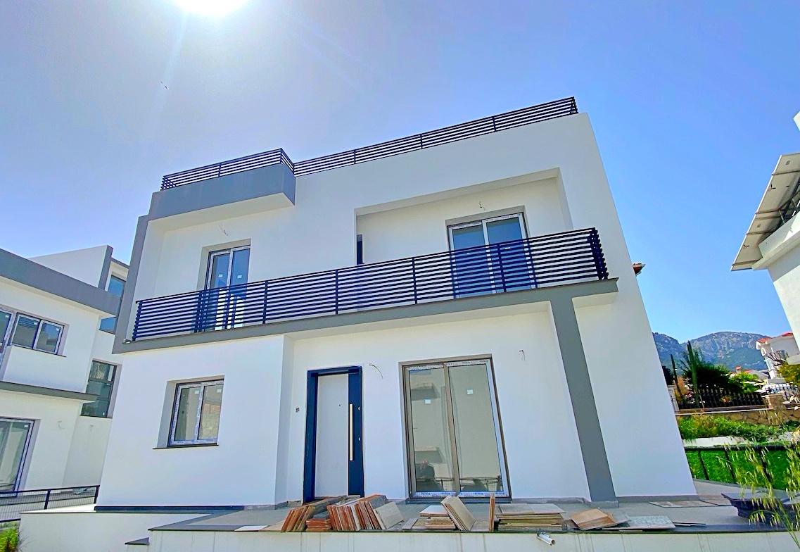 Small cozy three-bedroom villas in Catalkoy