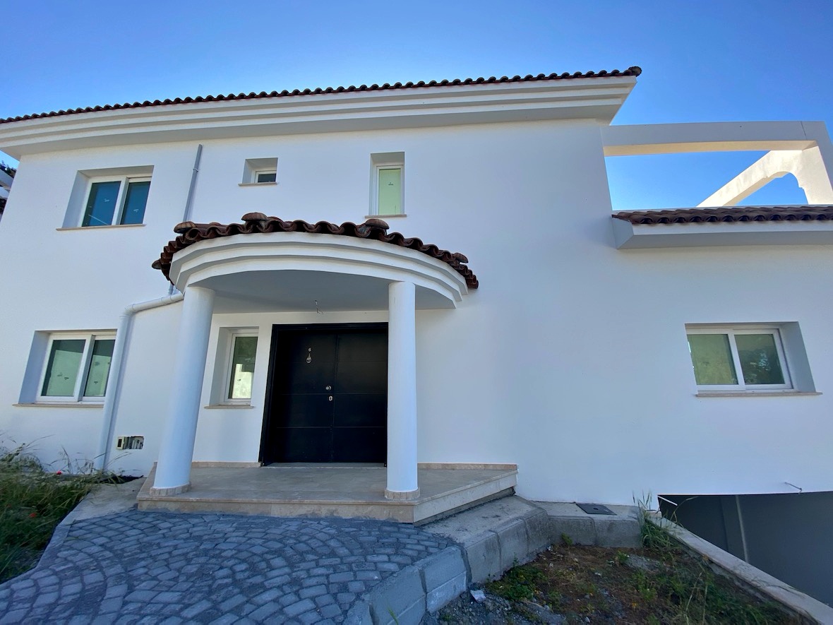 Villa in Ozankoy - unique location and comfort!