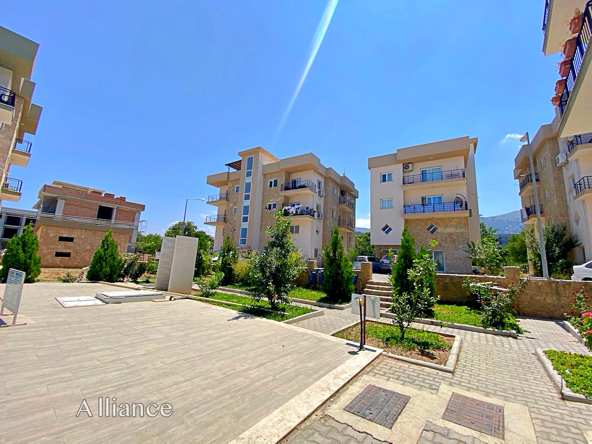 Three bedroom apartments in  Alsancak, beach, infrastructure nearby