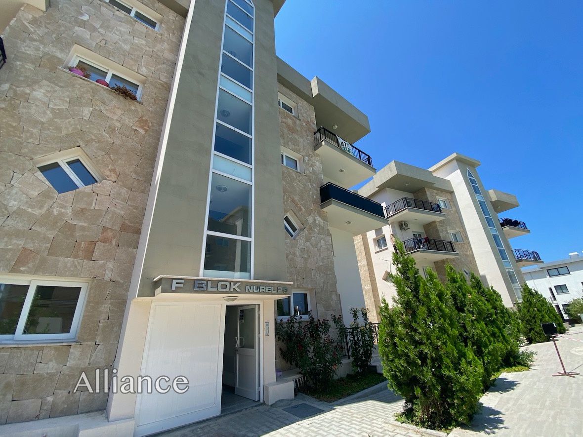 Three bedroom apartments in  Alsancak, beach, infrastructure nearby