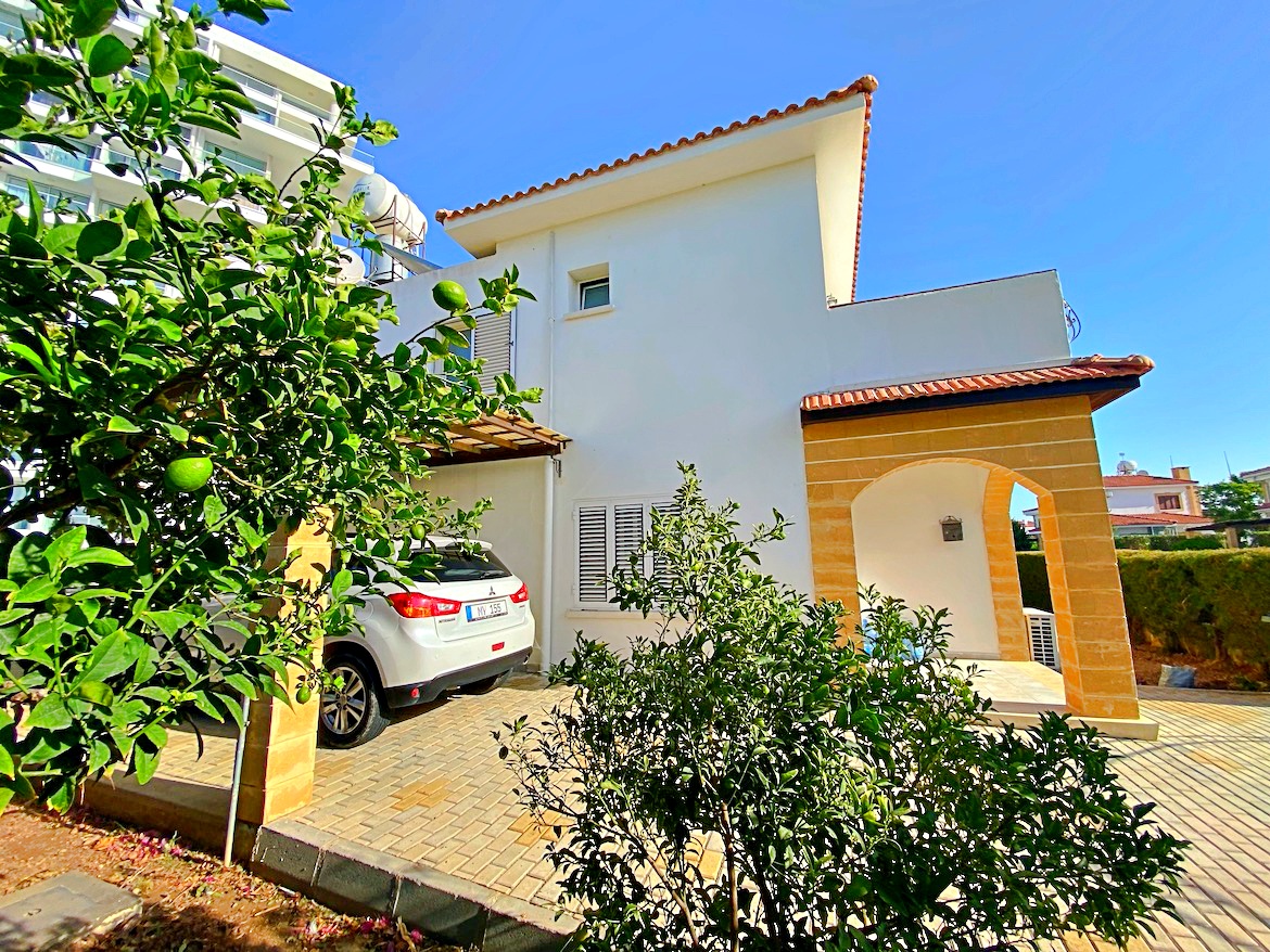 Rent a villa in Iskele, Bogaz - the sea and a supermarket nearby!