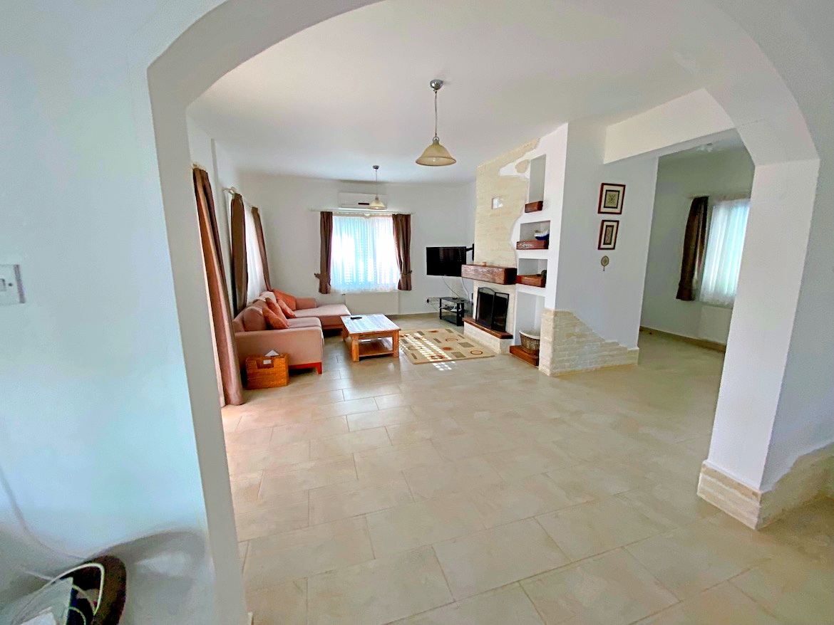 Rent a villa in Iskele, Bogaz - the sea and a supermarket nearby!