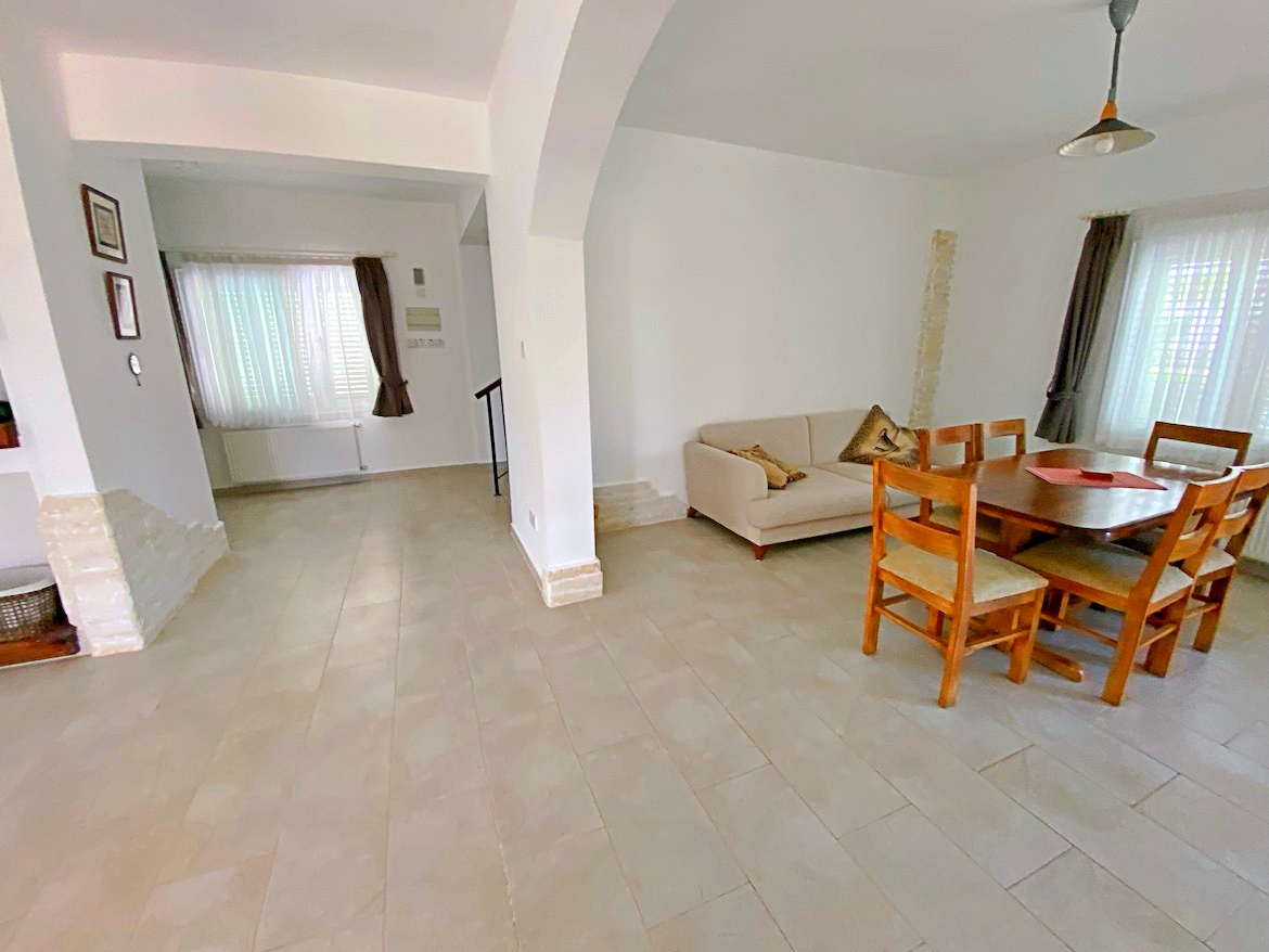 Rent a villa in Iskele, Bogaz - the sea and a supermarket nearby!