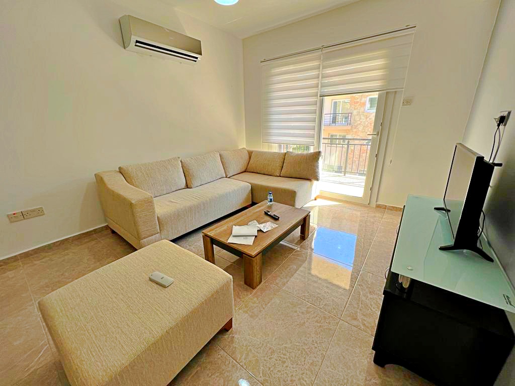 Resale apartment in Alsancak, ready for immediate occupancy