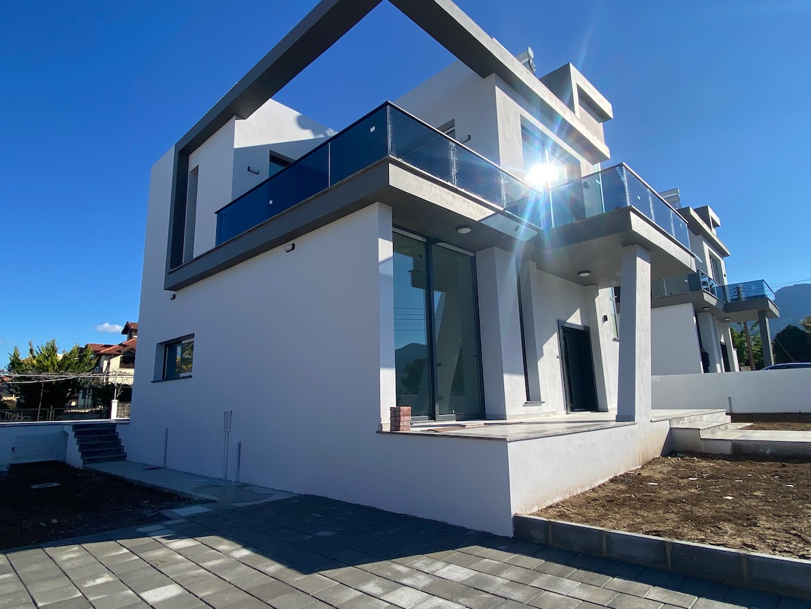 Modern villa near the sea, 4 bedrooms, in Catalkoy