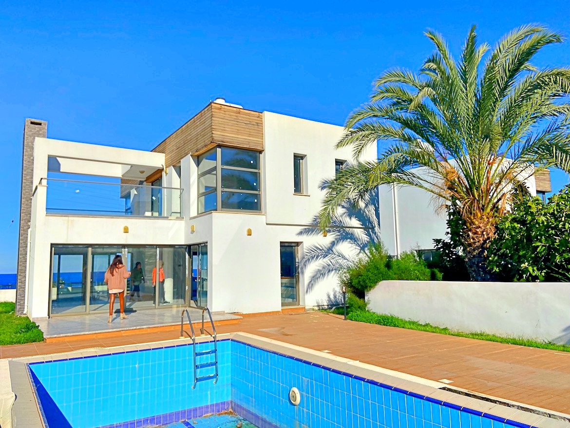 Modern villa by the sea  in Catalkoy