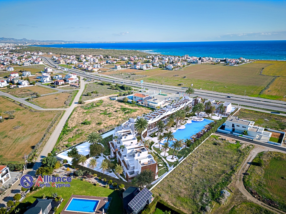 Apartments 1 + 2 loft in a gated complex by the sea