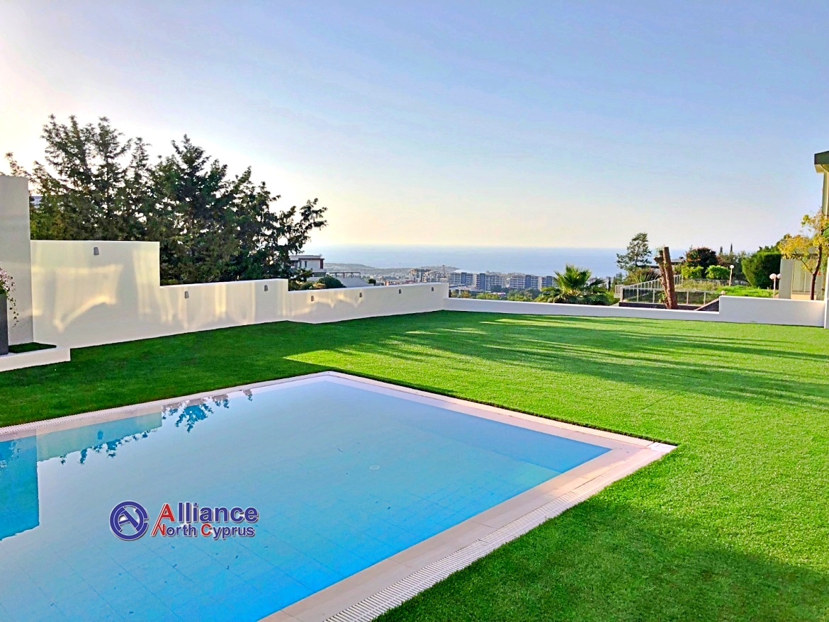 A unique villa in the upper part of the city of Kyrenia