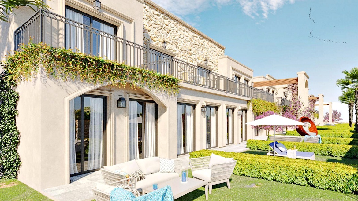 2 and 3 bedroom villas in a cozy complex with a swimming pool, 450 meters from the sea