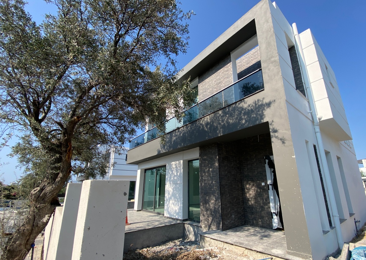 Villas with three bedrooms in Ozankoy, modern design, pool - optional