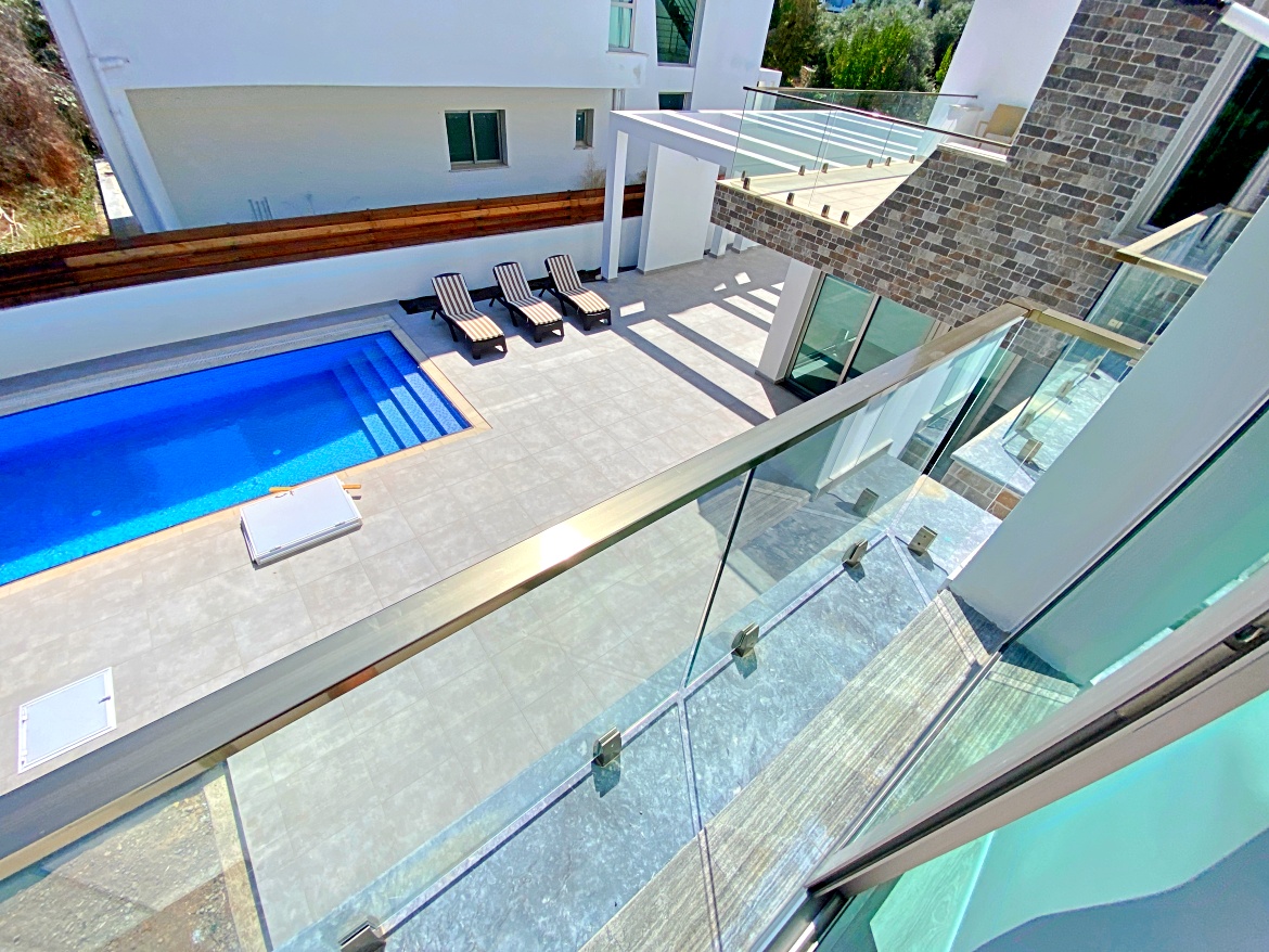 Stunning modern design villa, 4+1 , in Ozankoy, donum  of land