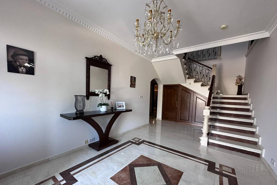 Luxury 7 bedroom villa in an exclusive location - Upper Kyrenia