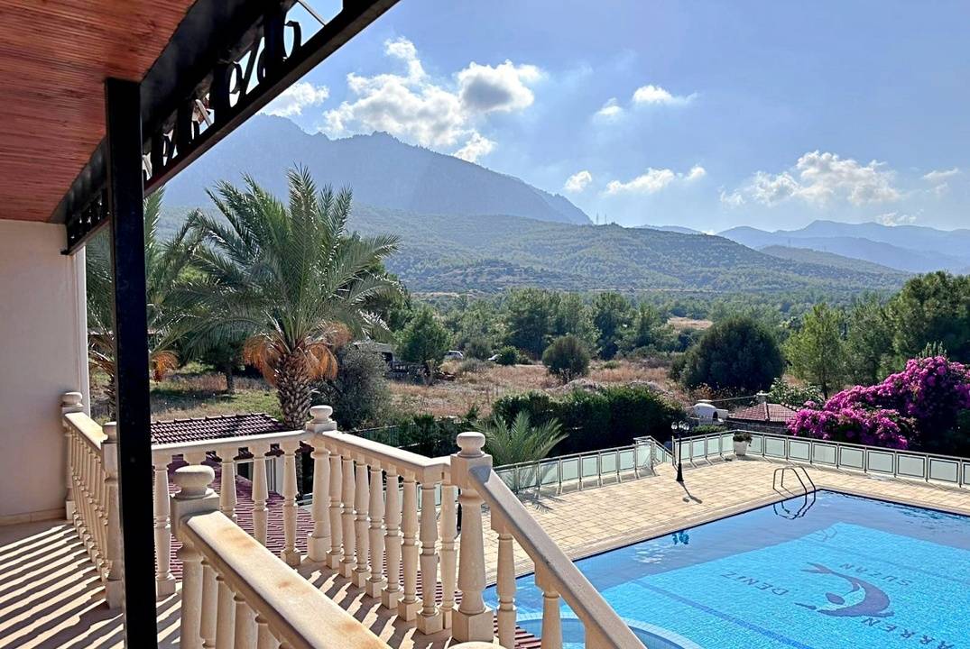 Luxury 7 bedroom villa in an exclusive location - Upper Kyrenia