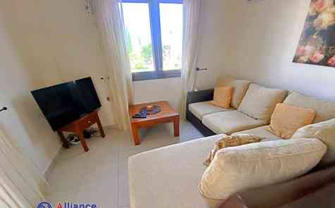 Apartment 2+1 with a garden and a terrace in Esentepe, in a complex on the sea!