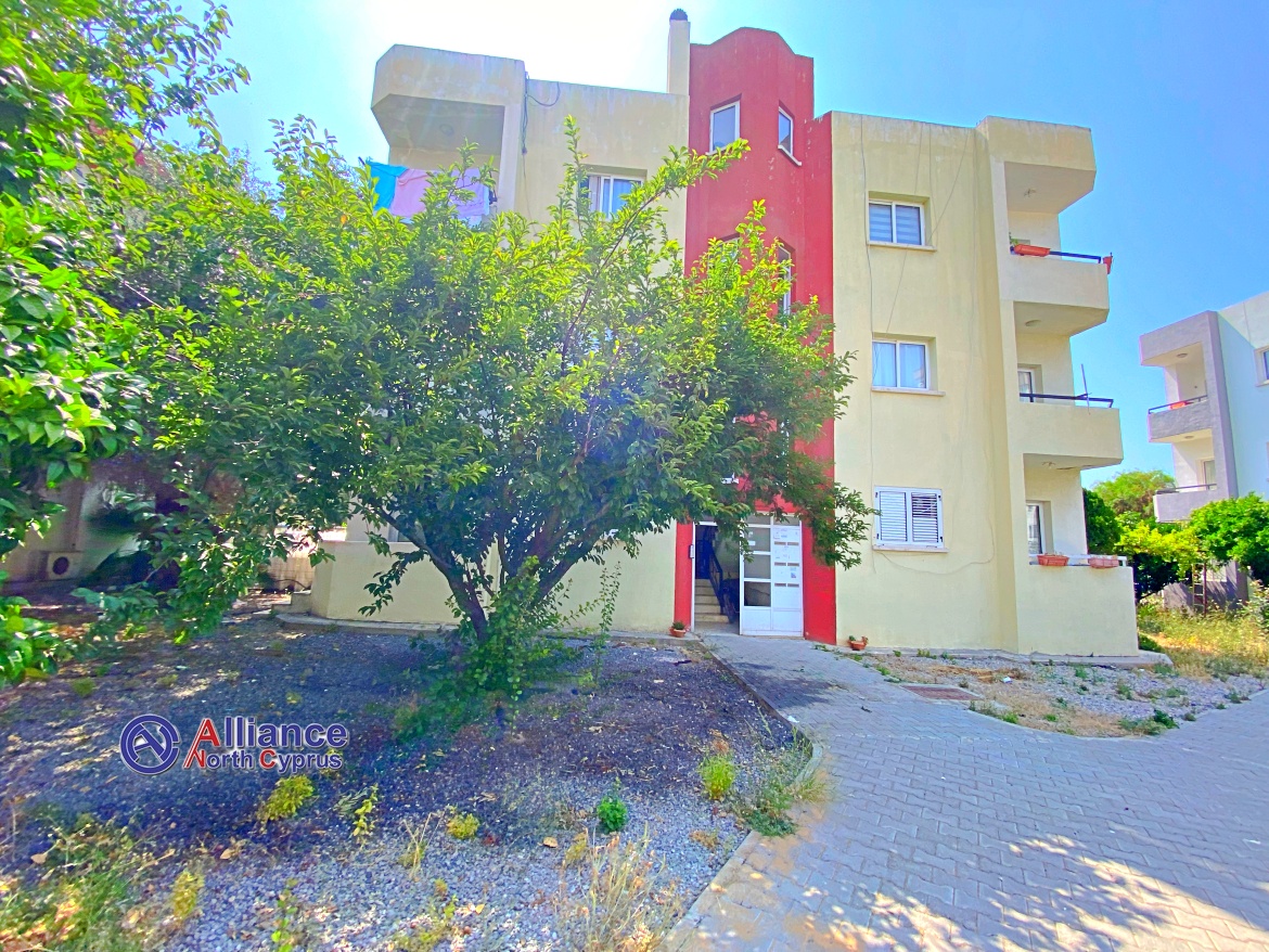 Resale 3+1 apartment in Girne centre