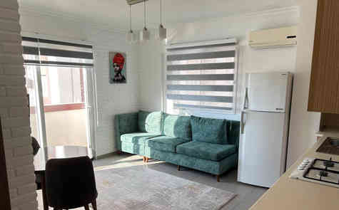 Beautiful renovated apartment near the beach, for sale by owner