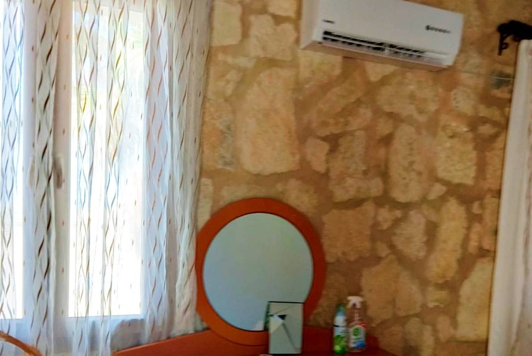 A spacious and cozy villa, Karşıyaka Villa (Taş Ev)