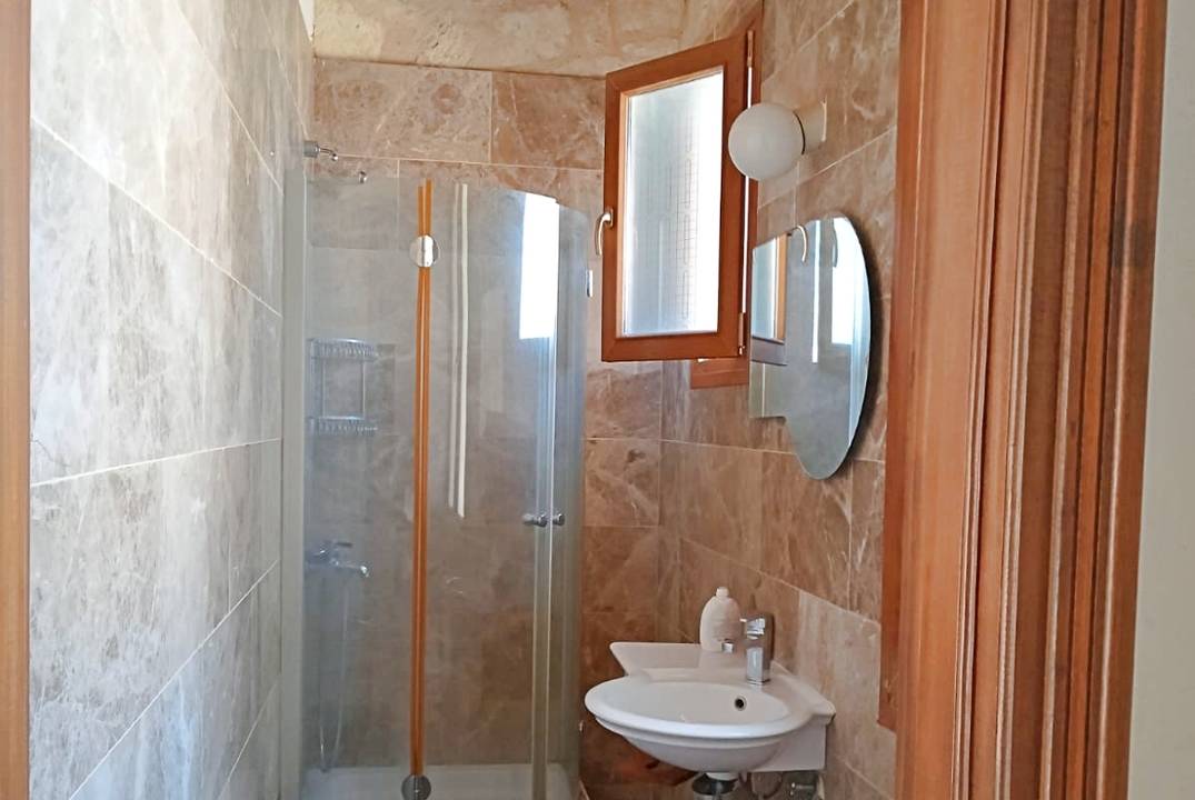 A spacious and cozy villa, Karşıyaka Villa (Taş Ev)