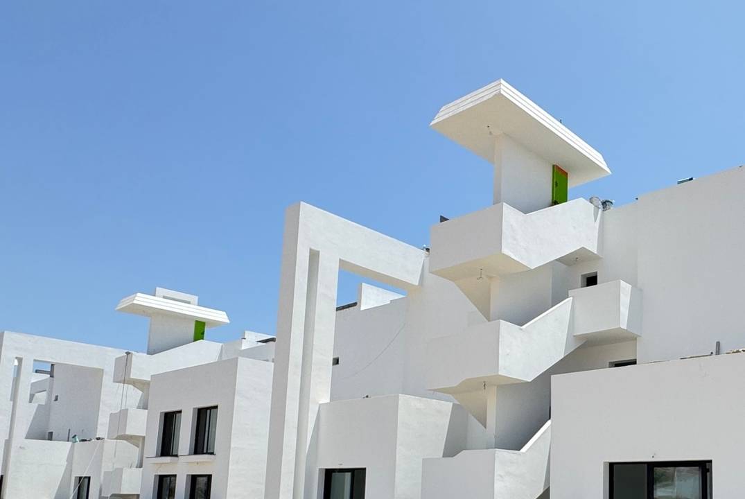 Luxurious pool apartments with uninterrupted views!