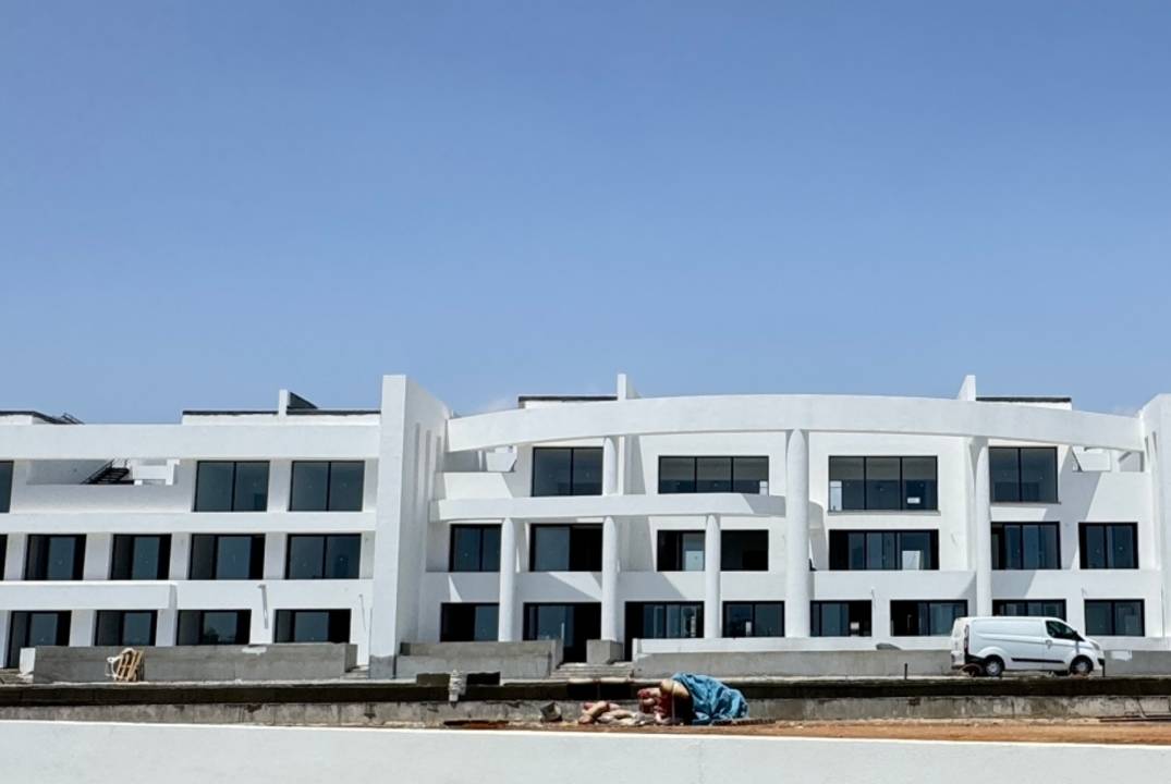 Luxurious pool apartments with uninterrupted views!