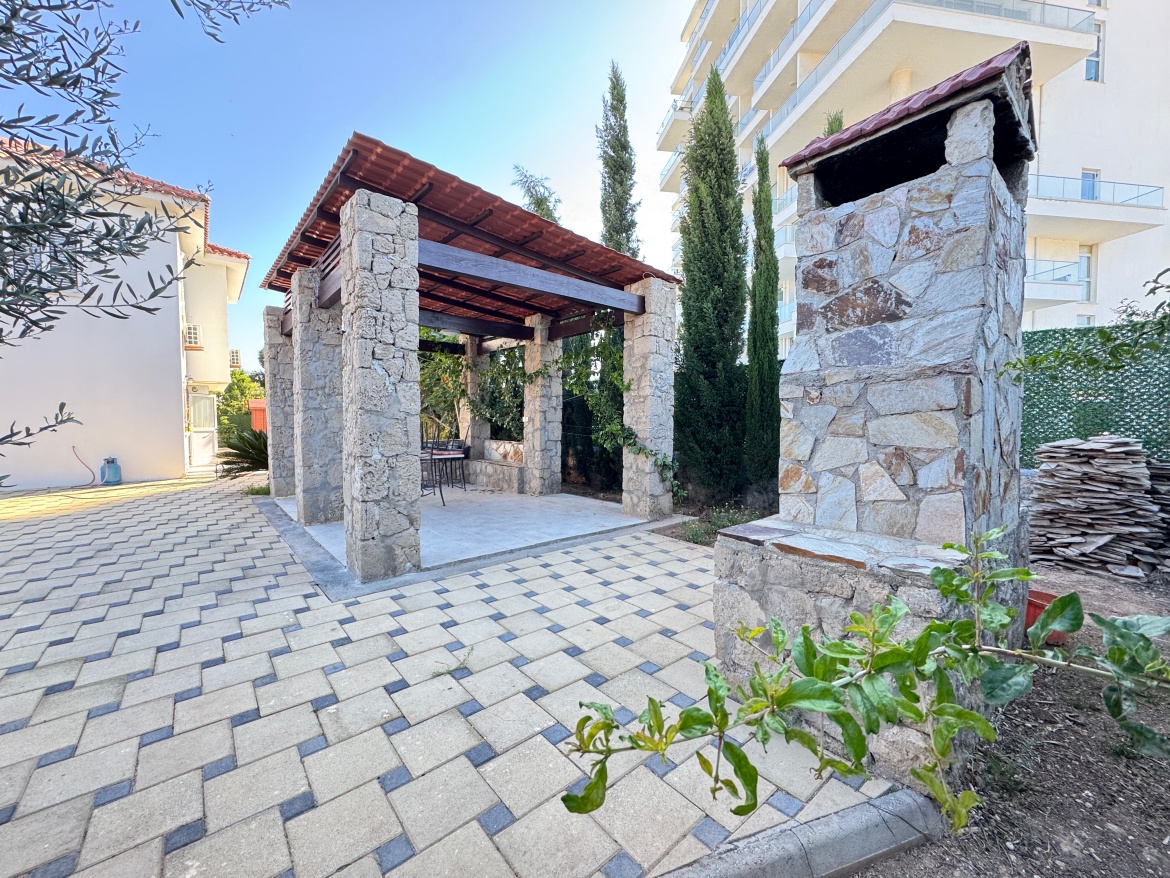 FOR SALE villa in Iskele, Bogaz - the sea and a supermarket nearby!