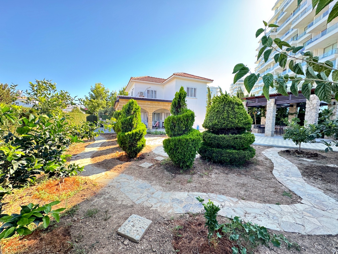 FOR SALE villa in Iskele, Bogaz - the sea and a supermarket nearby!