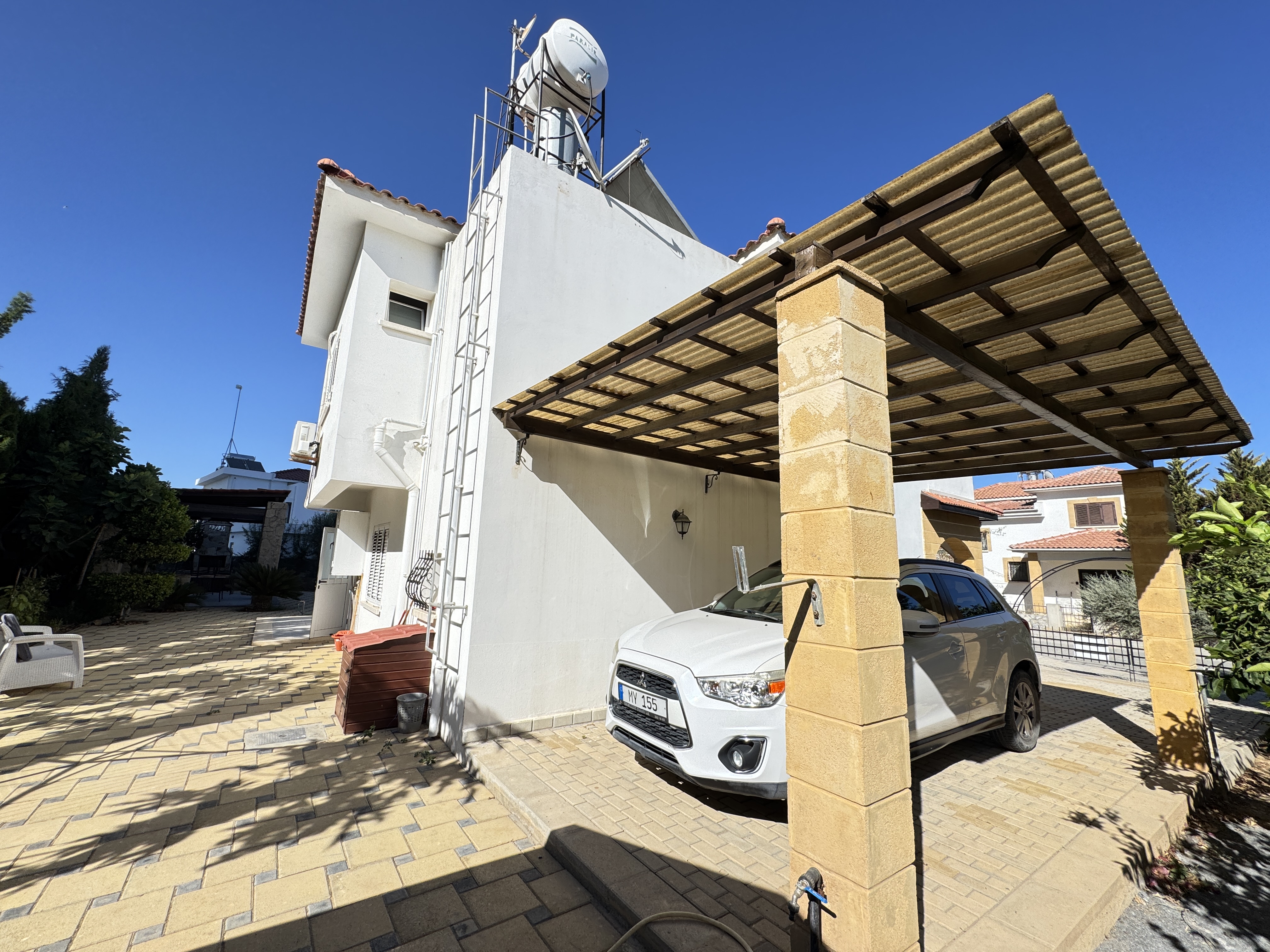 FOR SALE villa in Iskele, Bogaz - the sea and a supermarket nearby!