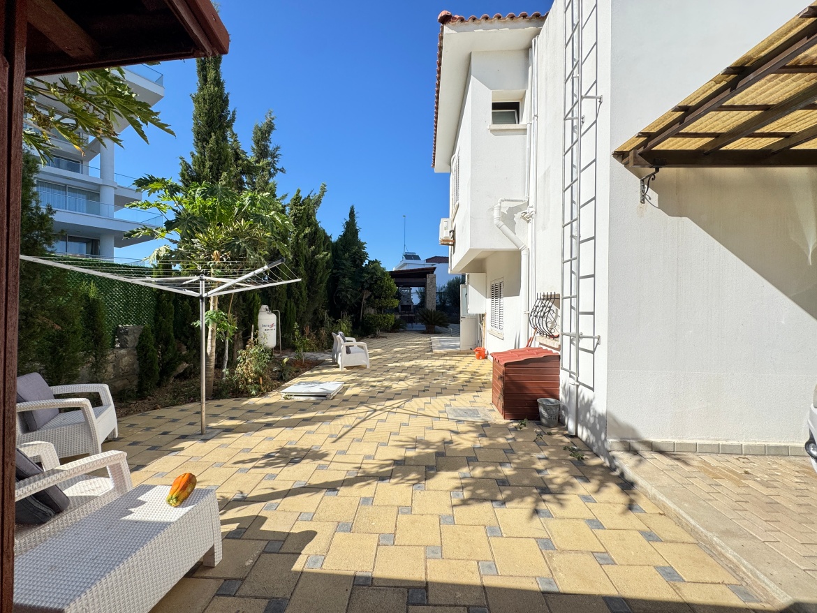 FOR SALE villa in Iskele, Bogaz - the sea and a supermarket nearby!