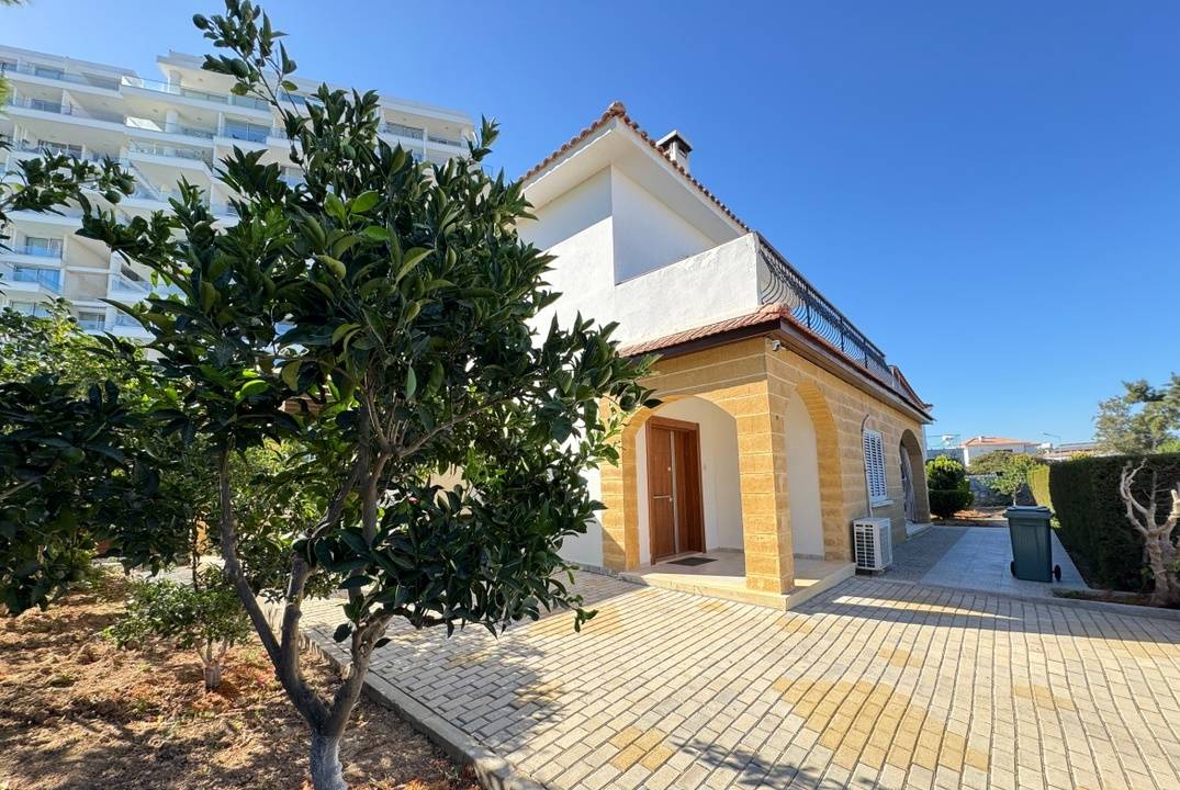 FOR SALE villa in Iskele, Bogaz - the sea and a supermarket nearby!