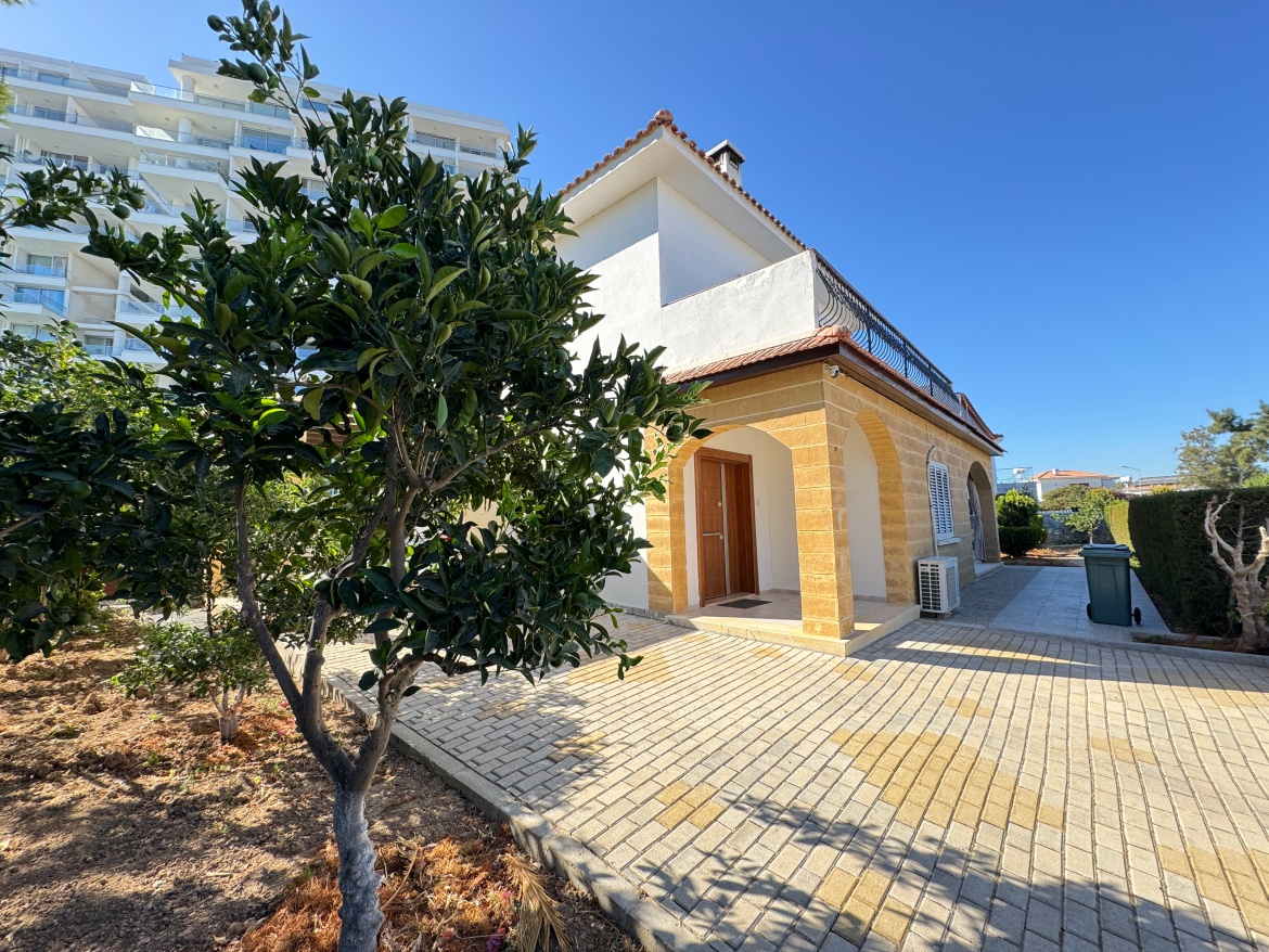 FOR SALE villa in Iskele, Bogaz - the sea and a supermarket nearby!