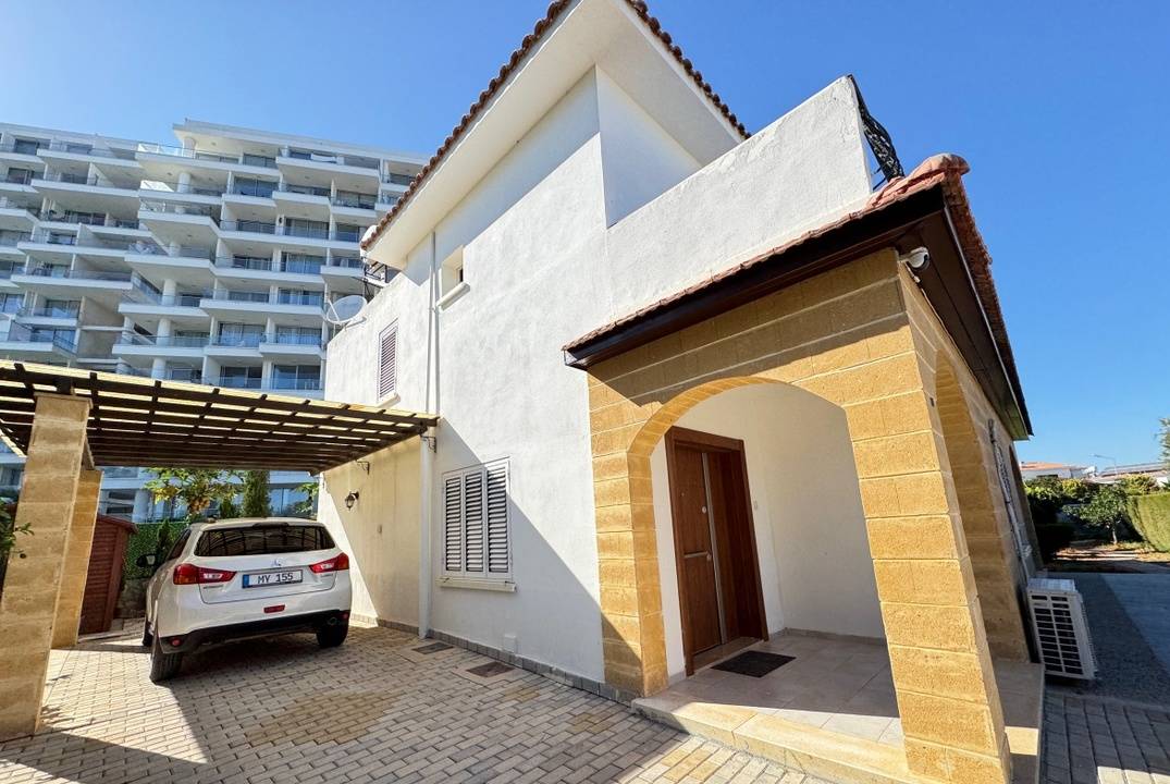 FOR SALE villa in Iskele, Bogaz - the sea and a supermarket nearby!