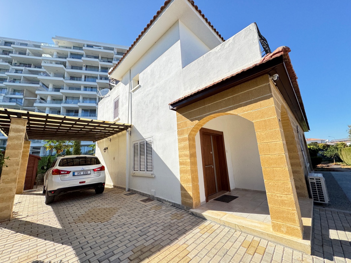 FOR SALE villa in Iskele, Bogaz - the sea and a supermarket nearby!