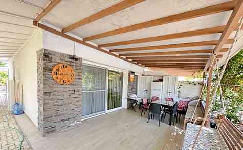 For Sale: 3+1 Seafront Villa in Caesar Beach – Ideal for Living or Investment!