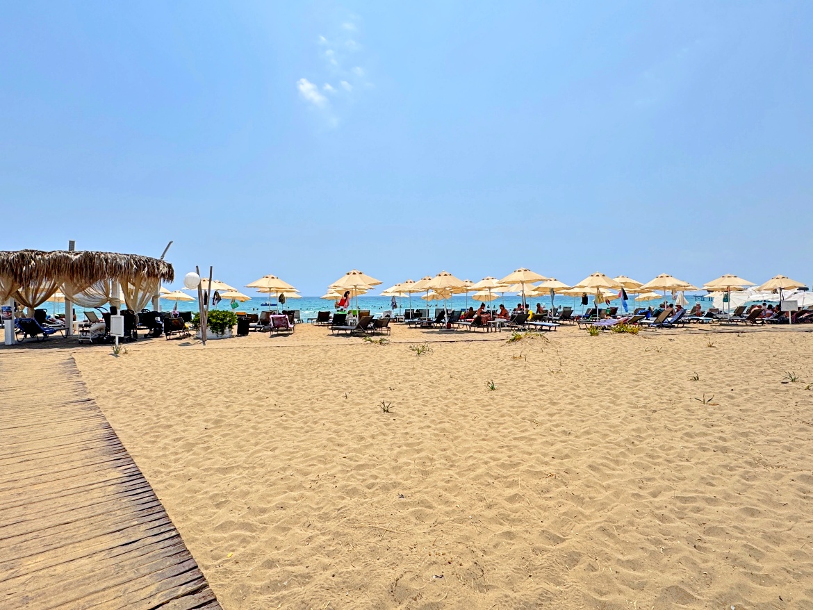 For Sale: 3+1 Seafront Villa in Caesar Beach – Ideal for Living or Investment!